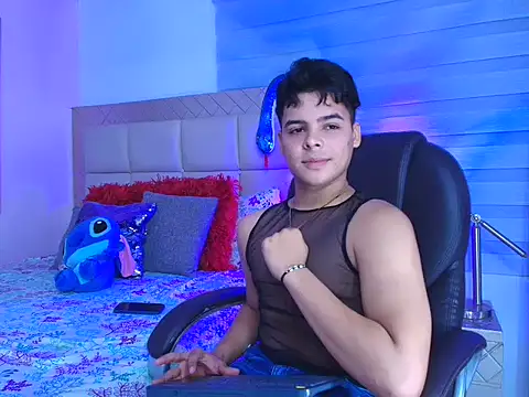 Snapshot of stewart_mateo_ chatting on 09.09.25 stewart mateo  online show from 09.09.25