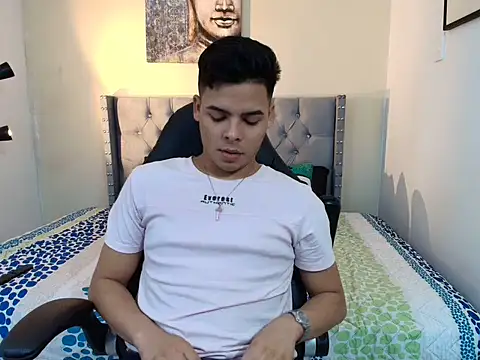 Snapshot of stewart_mateo_ chatting on 10.19.25 stewart mateo  online show from 10.19.25