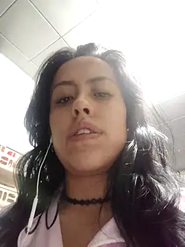 Queen Ashly online show from 11.11.25