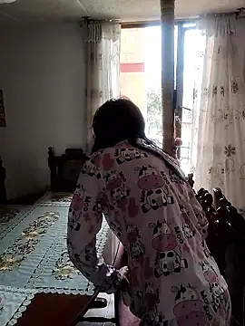 Queen Ashly online show from 01.08.26