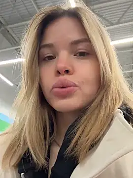 SMELLSEX online show from 10.02.25