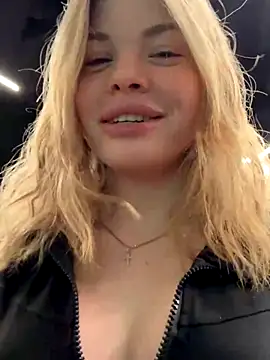 SMELLSEX online show from 11.03.25