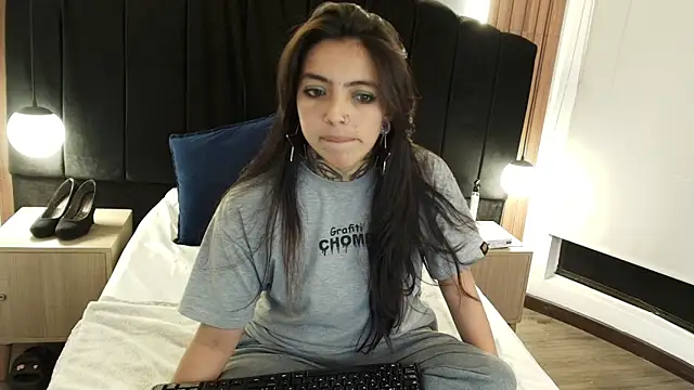 LiaMonroee  online show from 03.13.26