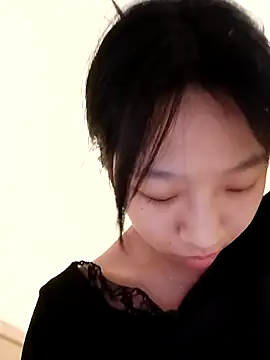 Snapshot of jingjing005 chatting on 11.09.25 jingjing005 online show from 11.09.25