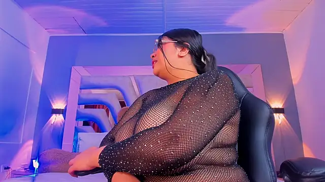 BellaBoobs  online show from 10.14.25