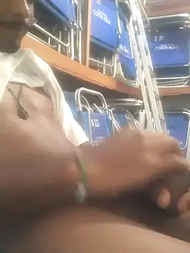 Snapshot of Ostall chatting on 10.06.25 Ostall online show from 10.06.25