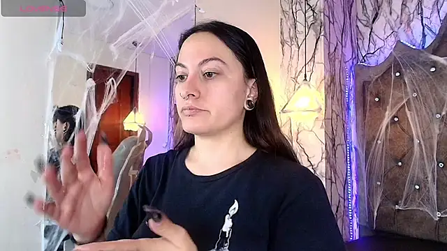 Zami Escobar of online show from 10.28.25