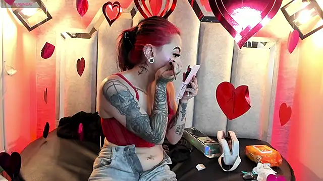 Zami Escobar of online show from 02.12.26