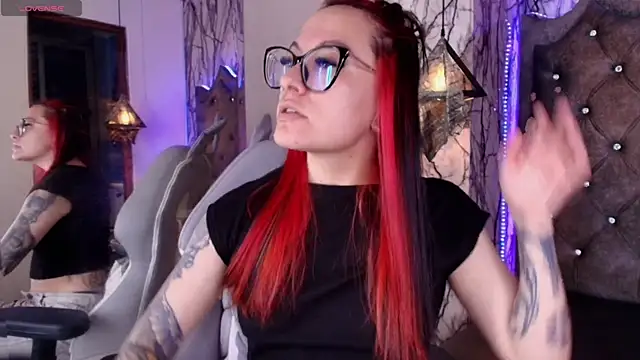 Zami Escobar of online show from 03.16.26