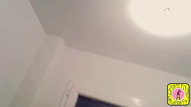 Snapshot of Morgane818181 chatting on 09.20.25 Morgane818181 online show from 09.20.25