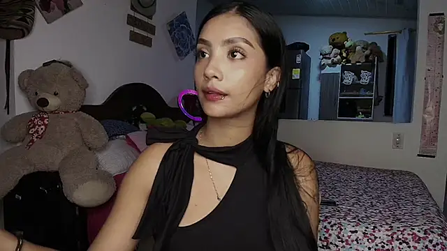 mia yireth online show from 09.20.25