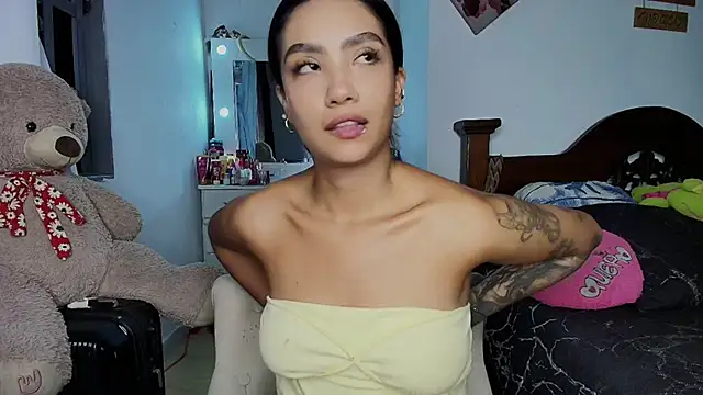 mia yireth online show from 10.06.25