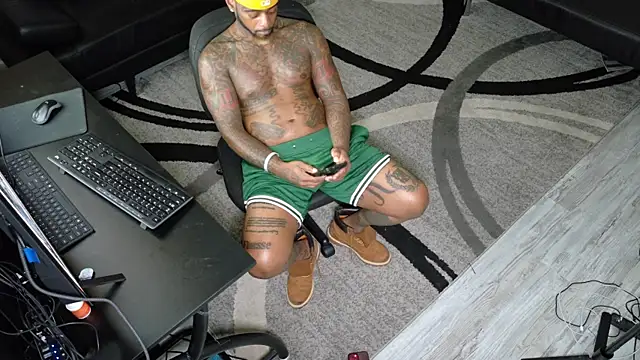 SLANGONDEMHOES online show from 09.21.25