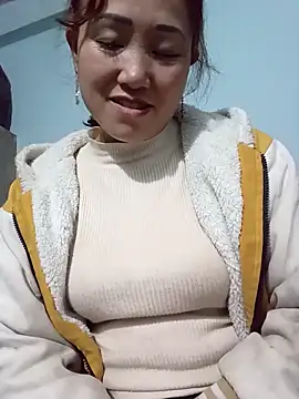 Snapshot of Fienjr chatting on 03.06.26 Fienjr online show from 03.06.26