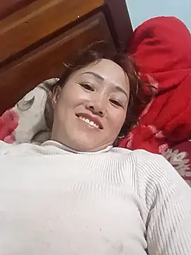 Snapshot of Fienjr chatting on 03.19.26 Fienjr online show from 03.19.26