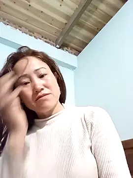 Snapshot of Fienjr chatting on 03.21.26 Fienjr online show from 03.21.26