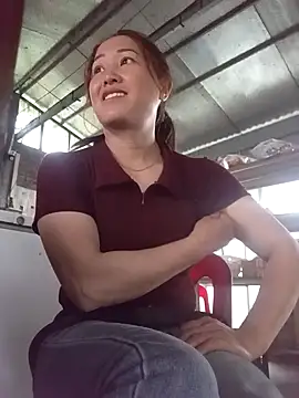 Snapshot of Fienjr chatting on 04.12.26 Fienjr online show from 04.12.26