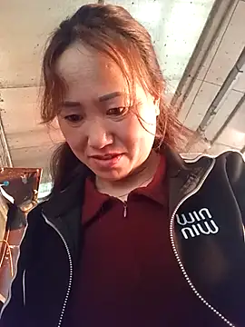 Snapshot of Fienjr chatting on 04.12.26 Fienjr online show from 04.12.26