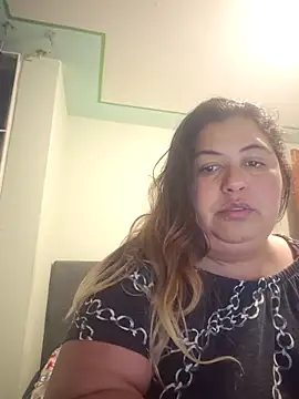 curvy diva  online show from 12.04.25