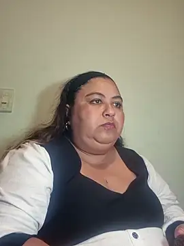 curvy diva  online show from 02.07.26