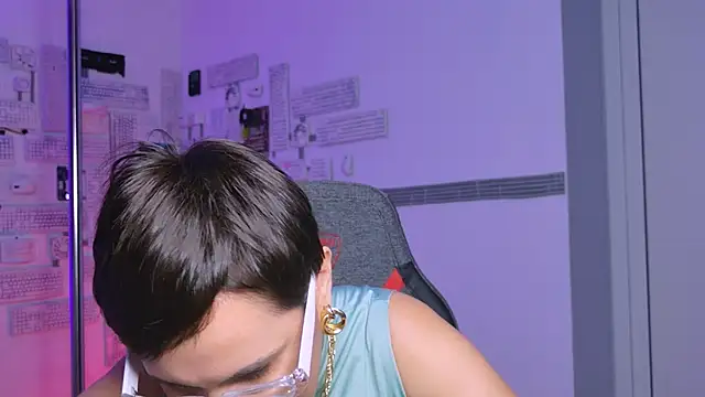 LauraDavidsons online show from 09.13.25