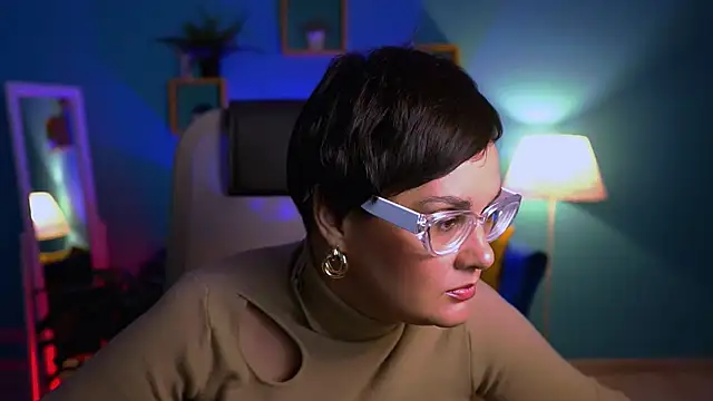 LauraDavidsons online show from 10.19.25