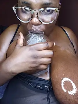 TheSpiceyQueen online show from 02.20.26