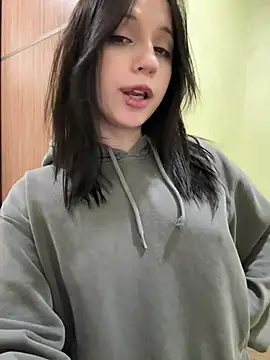 YourLittleDevil online show from 04.01.26