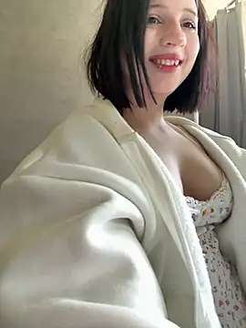 YourLittleDevil online show from 05.22.26