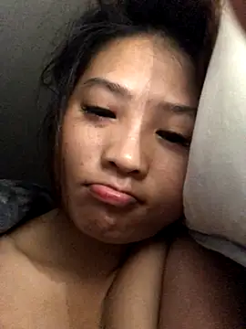 Snapshot of LiLy-0477 chatting on 09.08.25 LiLy-0477 online show from 09.08.25