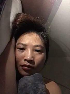 Snapshot of LiLy-0477 chatting on 10.02.25 LiLy-0477 online show from 10.02.25