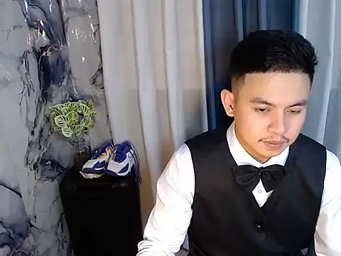 Snapshot of Njay_16 chatting on 09.12.25 Njay 16 online show from 09.12.25