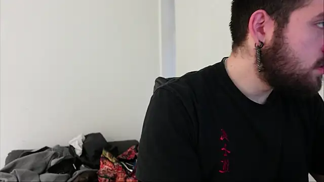 Snapshot of Mike_Platano chatting on 10.16.25 Mike Platano online show from 10.16.25