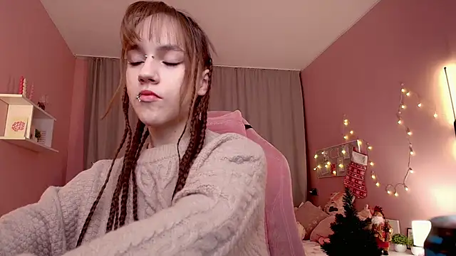 Jamie Chung online show from 12.19.25