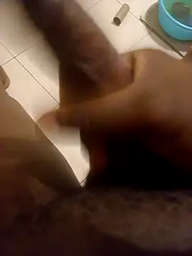 Snapshot of dann201 chatting on 10.04.25 dann201 online show from 10.04.25