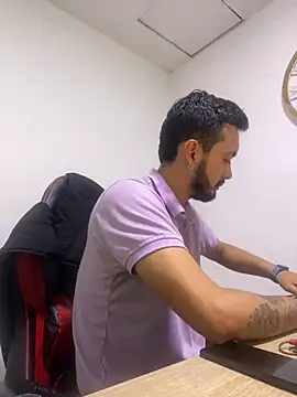 Snapshot of cristopher_wallacee chatting on 11.10.25 cristopher wallacee online show from 11.10.25