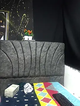 Snapshot of AmberGold- chatting on 09.13.25 AmberGold- online show from 09.13.25