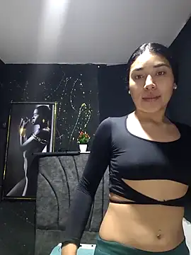 Snapshot of AmberGold- chatting on 09.18.25 AmberGold- online show from 09.18.25