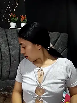 Snapshot of AmberGold- chatting on 09.24.25 AmberGold- online show from 09.24.25