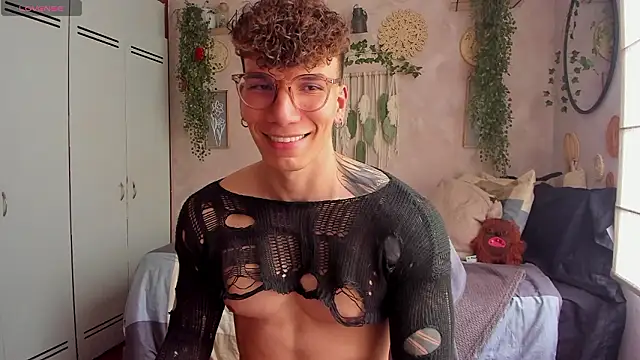 Snapshot of estebandi_do chatting on 02.03.26 estebandi do online show from 02.03.26