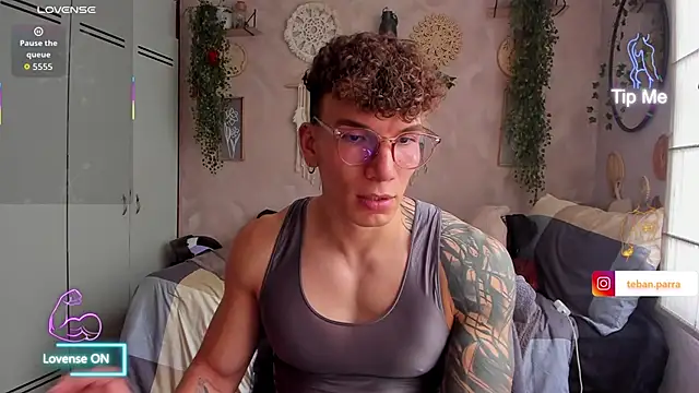 Snapshot of estebandi_do chatting on 02.04.26 estebandi do online show from 02.04.26