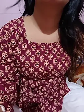 Snapshot of Dimple_sexxy chatting on 05.29.26 Dimple sexxy online show from 05.29.26