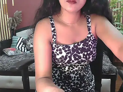 shaalu sharma online show from 10.24.25