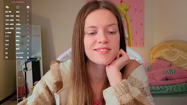 VibeQueenLucy online show from 12.16.25