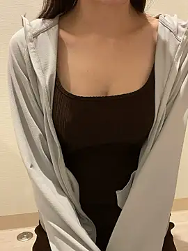 Snapshot of yayoi_jp chatting on 11.02.25 yayoi jp online show from 11.02.25