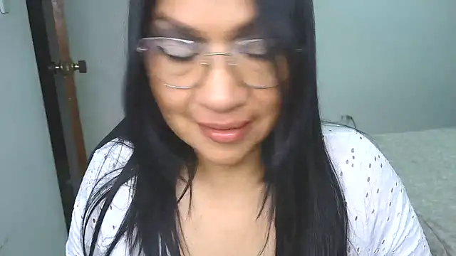 LissafeetHott online show from 12.19.25