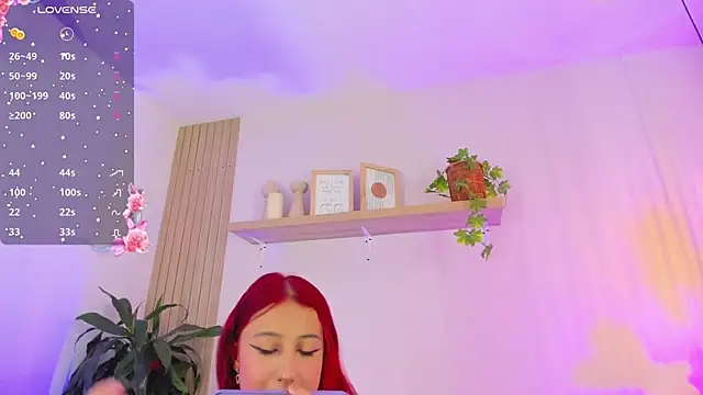 Cristalfoxy  online show from 12.03.25