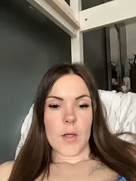 SexyLoLoUK online show from 05.10.26