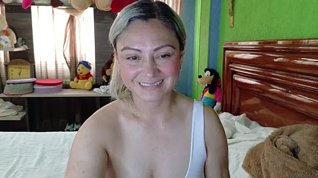  Charlize theron  online show from 03.08.26