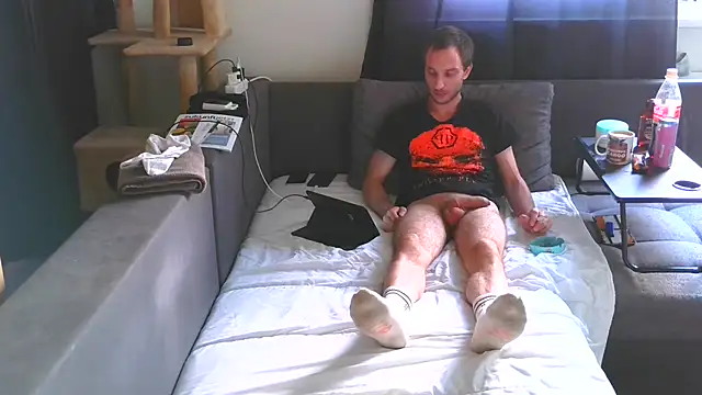 Snapshot of cum2camboys chatting on 07.11.26 cum2camboys online show from 07.11.26